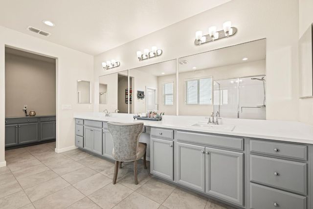 4040 Aura Way, Rancho Cordova, CA 95742