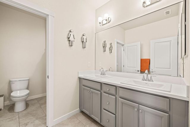 4040 Aura Way, Rancho Cordova, CA 95742