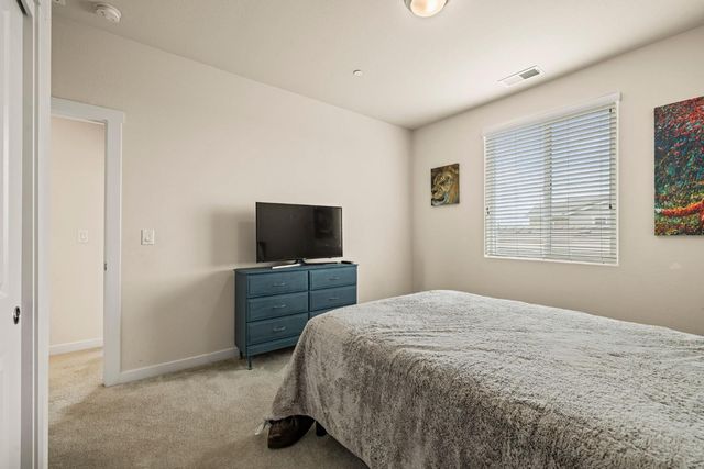 4040 Aura Way, Rancho Cordova, CA 95742