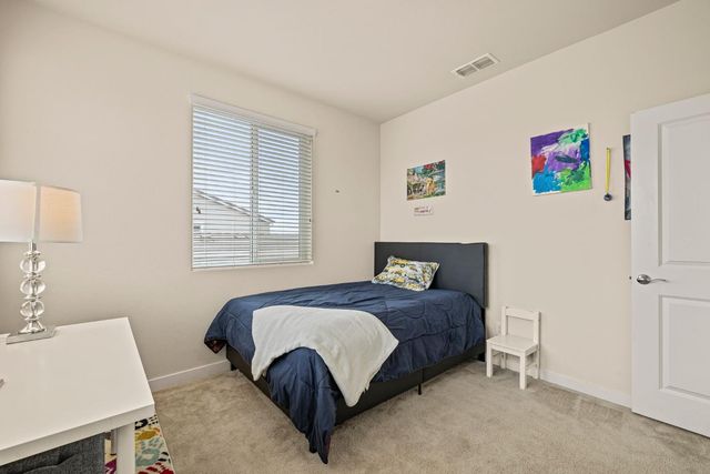 4040 Aura Way, Rancho Cordova, CA 95742