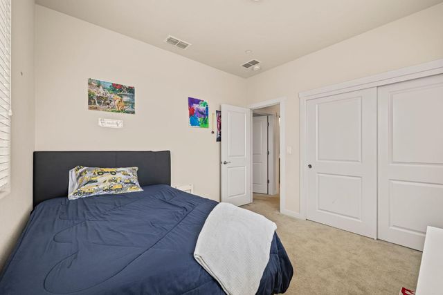 4040 Aura Way, Rancho Cordova, CA 95742