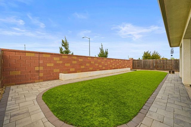 4040 Aura Way, Rancho Cordova, CA 95742