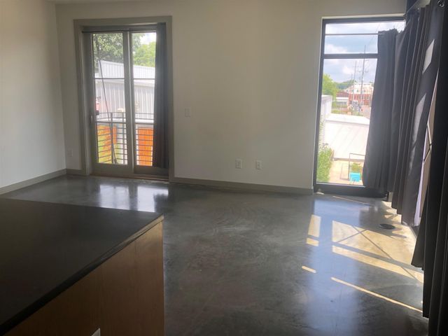 1247 Martin St Apt 201, Nashville, TN 37203
