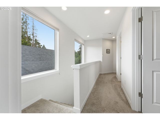 4914 Se 84TH Ave, Portland, OR 97266