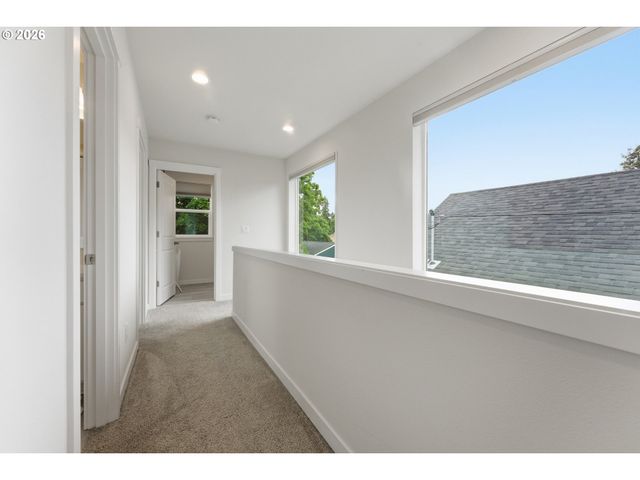 4914 Se 84TH Ave, Portland, OR 97266