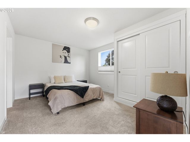 4914 Se 84TH Ave, Portland, OR 97266