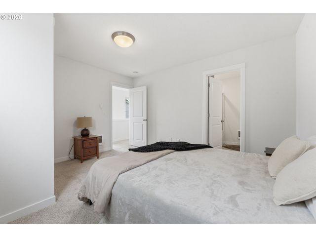 4914 Se 84TH Ave, Portland, OR 97266