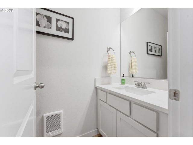 4914 Se 84TH Ave, Portland, OR 97266