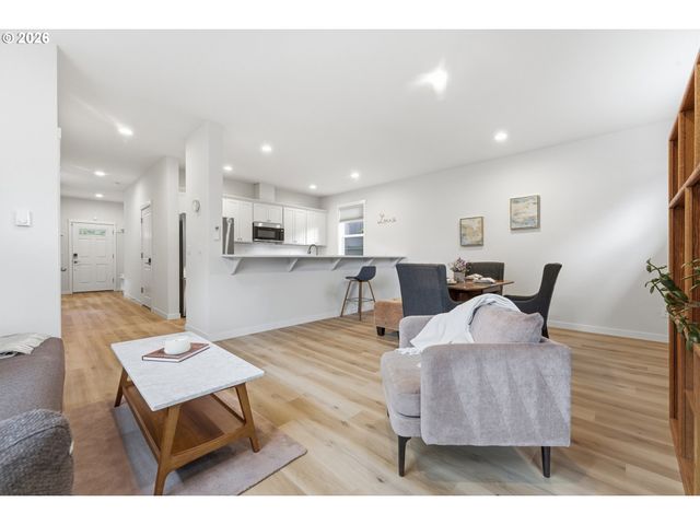 4914 Se 84TH Ave, Portland, OR 97266