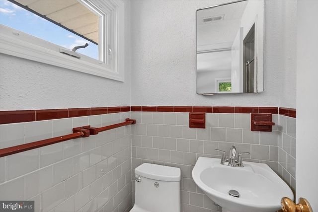 4202 YATES RD, Beltsville, MD 20705