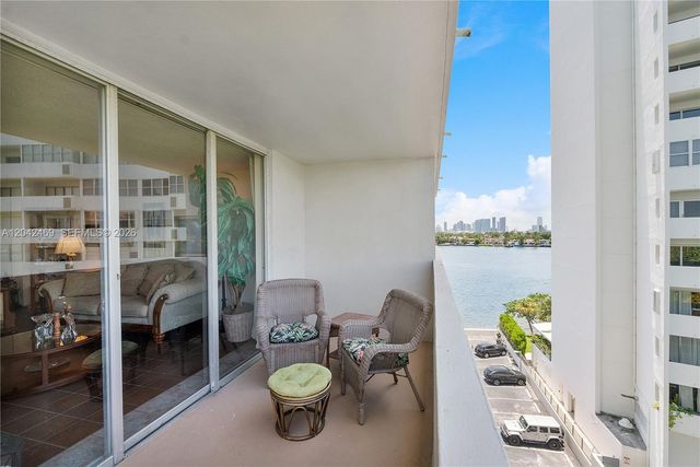 5 Island Avenue 6A, Miami Beach, FL 33139
