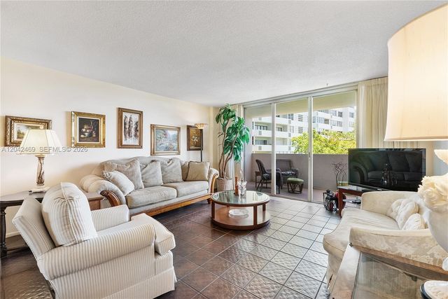 5 Island Avenue 6A, Miami Beach, FL 33139
