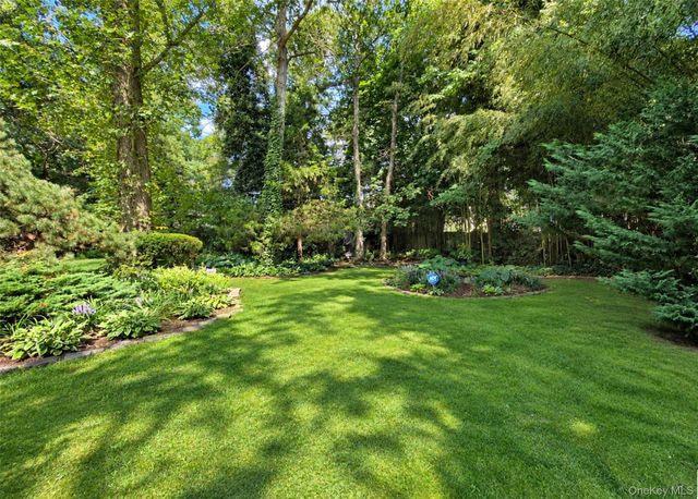 259 Astor Drive, Sayville, NY 11782