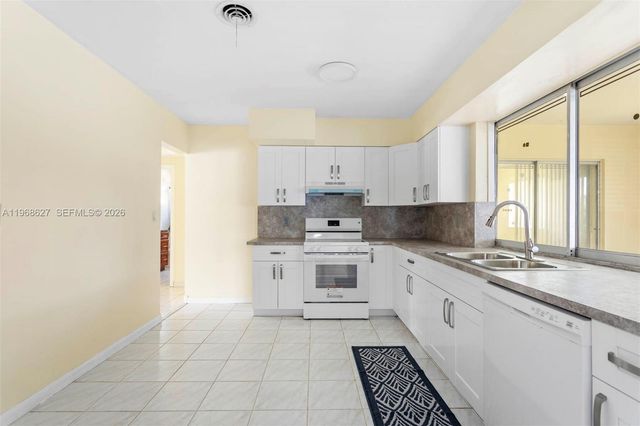 12905 NE 4th Ave 1, North Miami, FL 33161