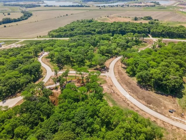 1336 S Timber Lane, West Des Moines, IA 50266