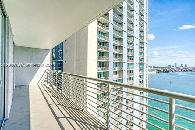 325 NE Biscayne Blvd 1923, Miami, FL 33131