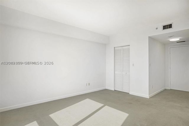 325 NE Biscayne Blvd 1923, Miami, FL 33131