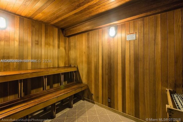 325 NE Biscayne Blvd 1923, Miami, FL 33131