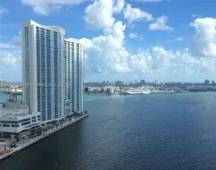 325 NE Biscayne Blvd 1923, Miami, FL 33131