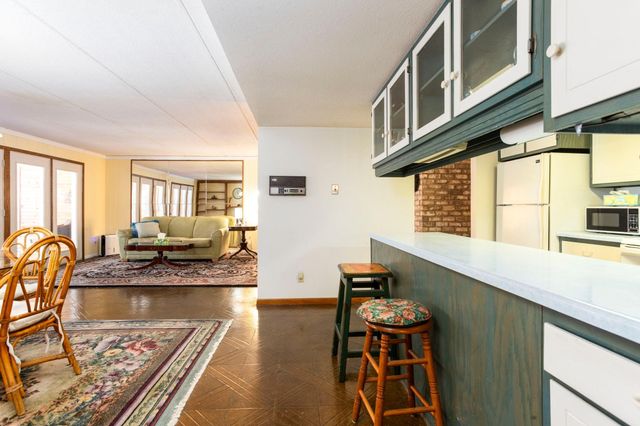 1516 Twin Springs Road, Houlton, WI 54082