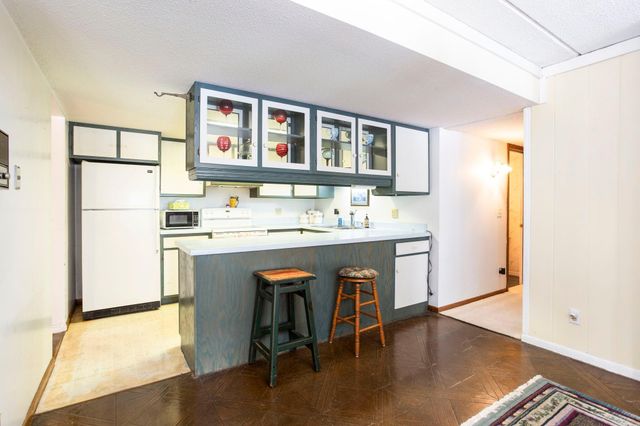 1516 Twin Springs Road, Houlton, WI 54082