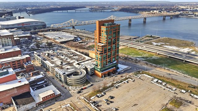 222 E Witherspoon St UNIT 1102, Louisville, KY 40202