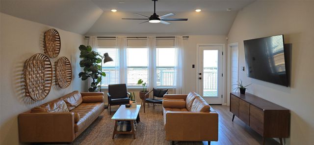 313 Crescent Avenue, Melissa, TX 75454