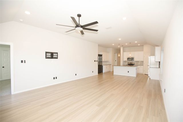 313 Crescent Avenue, Melissa, TX 75454