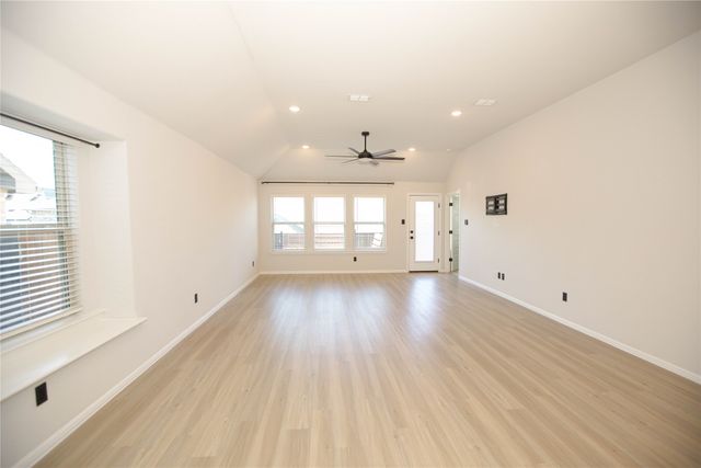 313 Crescent Avenue, Melissa, TX 75454