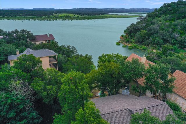 106 Center Cove II LOOP, Spicewood, TX 78669