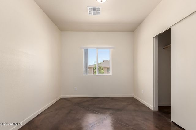 393 W SEAGOE Avenue B, Coolidge, AZ 85128