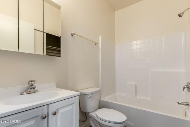 393 W SEAGOE Avenue B, Coolidge, AZ 85128