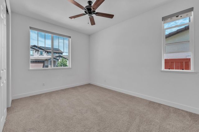 3539 Hart Dr, Folsom, CA 95630