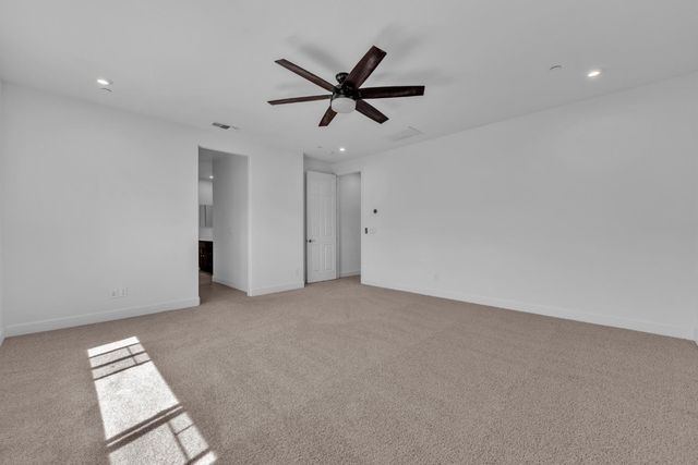 3539 Hart Dr, Folsom, CA 95630