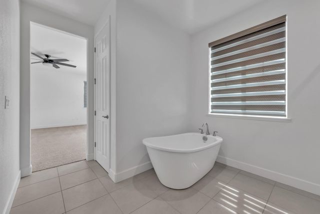 3539 Hart Dr, Folsom, CA 95630