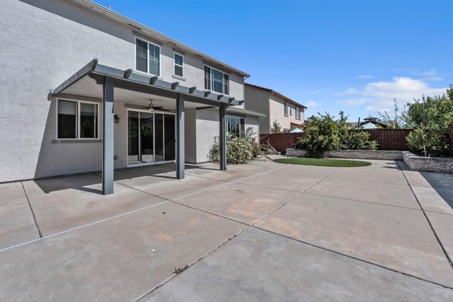 3539 Hart Dr, Folsom, CA 95630