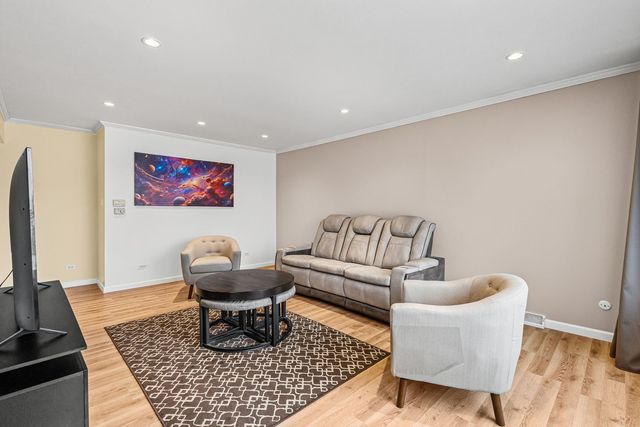 5113 W 121st Place, Alsip, IL 60803