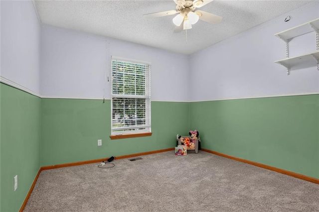 11023 N Baltimore Avenue, Kansas City, MO 64155