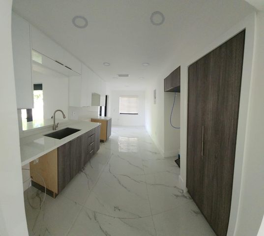 8633 N Sutton Dr, Miramar, FL 33025