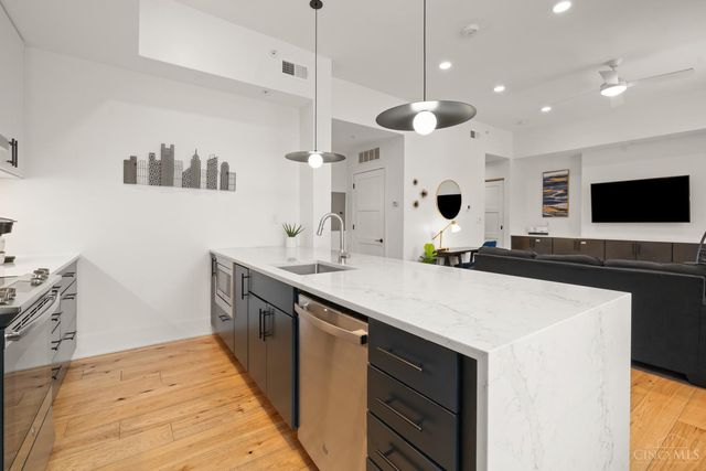 50 E Court Street, Cincinnati, OH 45202