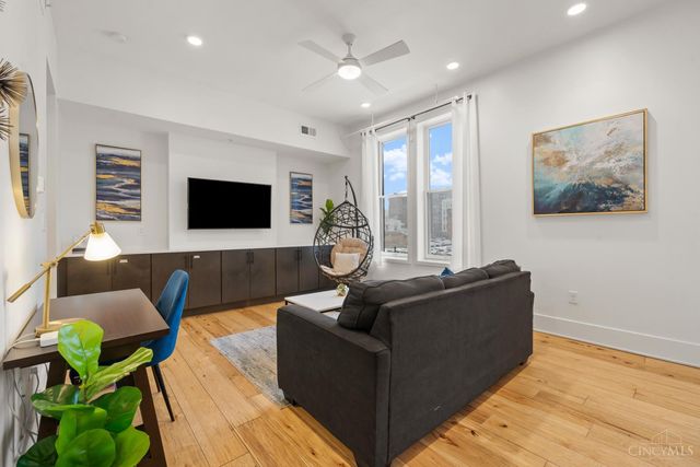 50 E Court Street, Cincinnati, OH 45202