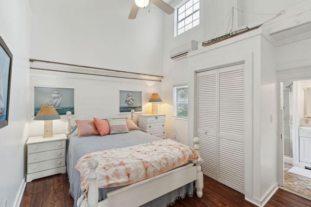 904 E Arctic Avenue, Folly Beach, SC 29439