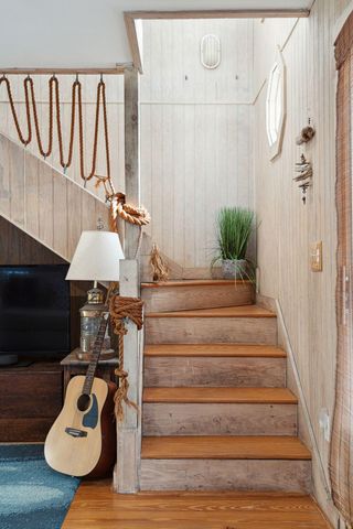 904 E Arctic Avenue, Folly Beach, SC 29439