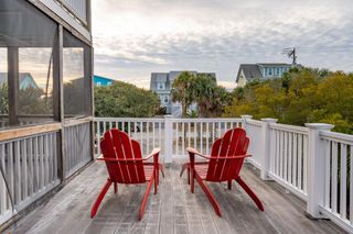 904 E Arctic Avenue, Folly Beach, SC 29439