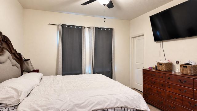 130 Satsuma LN, Kyle, TX 78640