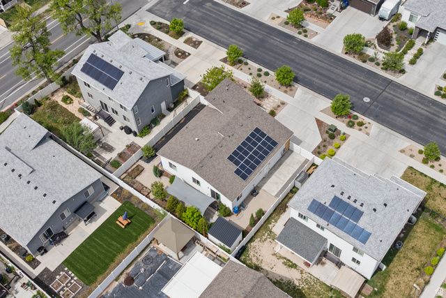 516 E FARMER ALUMNI DR, South Salt Lake, UT 84106