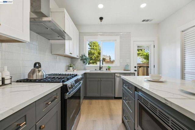 1834 8Th St, Alameda, CA 94501