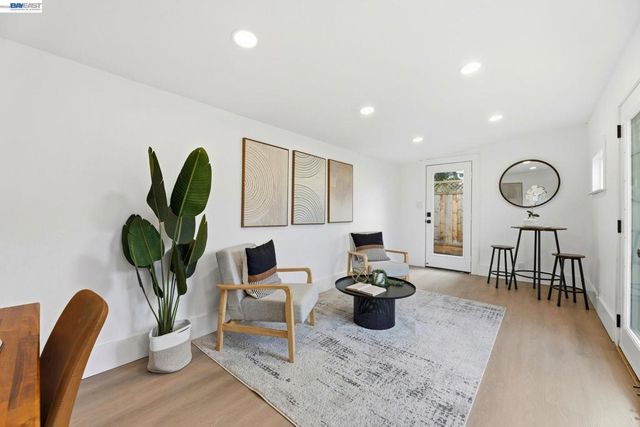 1834 8Th St, Alameda, CA 94501