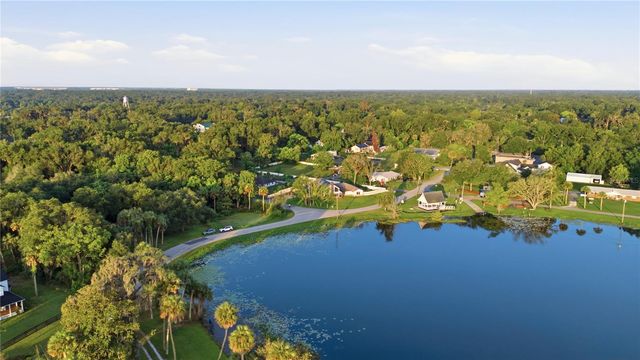 212 PLEASANT STREET, Lake Helen, FL 32744