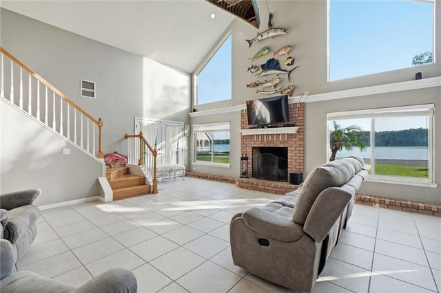 212 PLEASANT STREET, Lake Helen, FL 32744